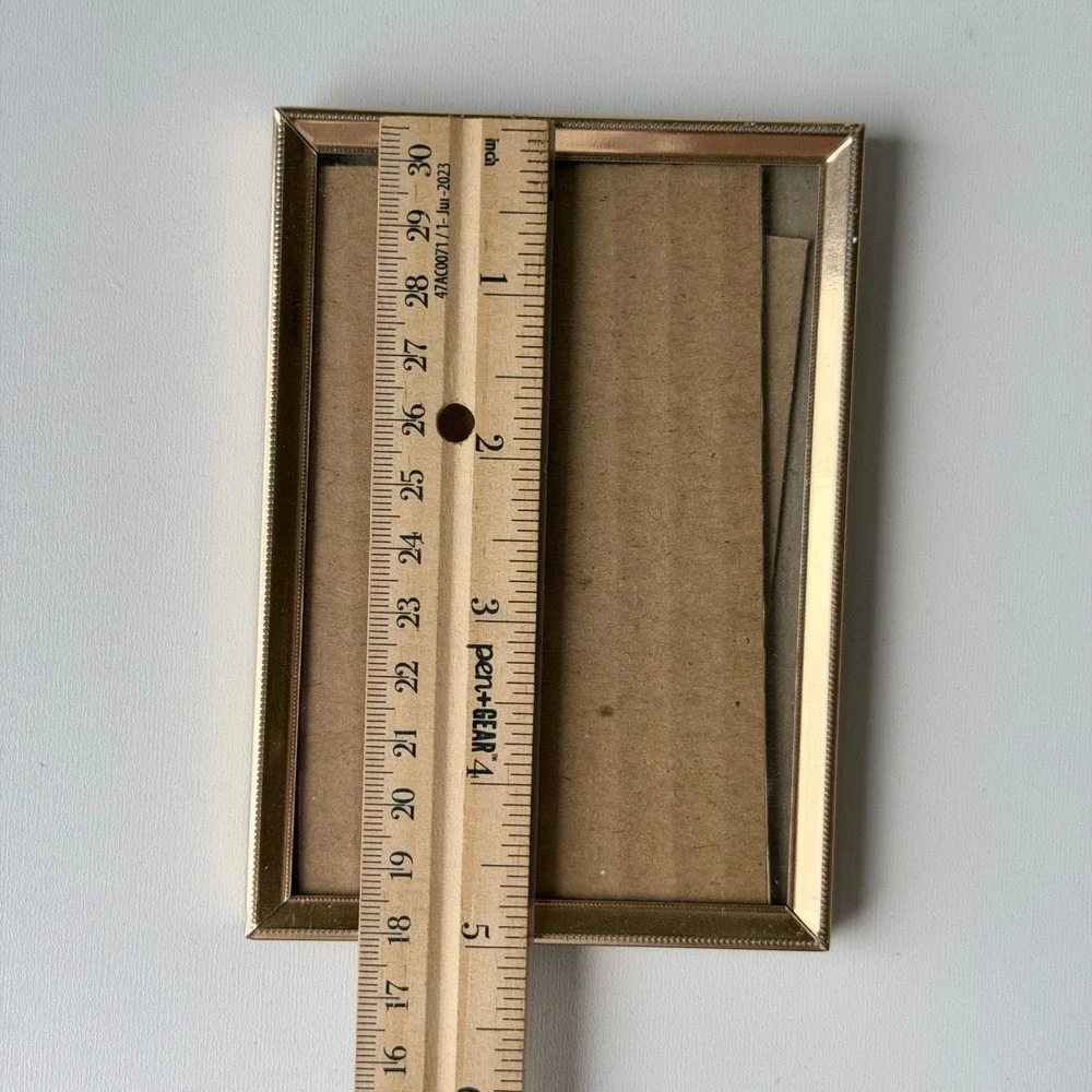 Vintage Gold Metal Picture‎ Frame 3x4 Ornate Old World Cottage French